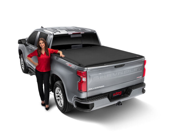 Extang Xceed Hard Folding Tonneau Cover For 2014-2019 Chevy Silverado 1500 / GMC Sierra 1500 & 2015-2019 2500/3500 6.5 ft (6'6"/79.4") Bed