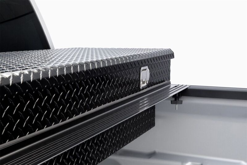 Extang Solid Fold 2.0 Toolbox Hard Folding Tonneau Cover For 2009-2014 Ford F-150 6.5 ft (6'7"/78.9") Bed