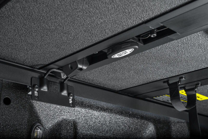 Extang Solid Fold ALX Hard Folding Tonneau Cover For 2015-2020 Ford F-150 5.5 ft (5'7"/67.1") Bed