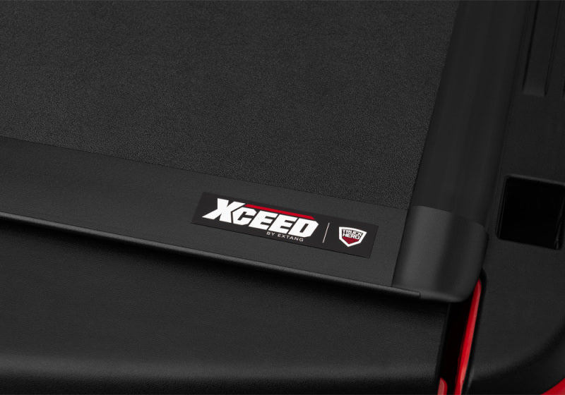 Extang Xceed Hard Folding Tonneau Cover For 2014-2019 Chevy Silverado 1500 / GMC Sierra 1500 & 2015-2019 2500/3500 6.5 ft (6'6"/79.4") Bed