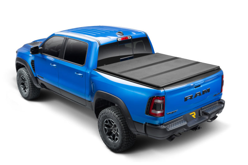 Extang Solid Fold ALX Hard Folding Tonneau Cover For 2019-2022 Ram 1500 5.5 ft (5'7"/67.4") Bed