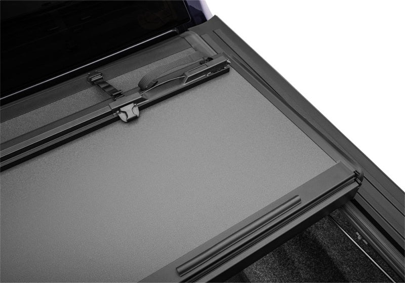 Extang Endure ALX Hard Folding Tonneau Cover For 2014-2019 Chevy Silverado 1500 / GMC Sierra 1500 5.5 ft (5'8"/69.9") Bed