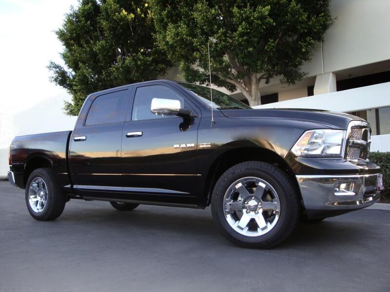 AMP Research PowerStep Plug N Play Electric Running Boards For 2013-2015 Ram 1500 & 2013-2015 2500/3500