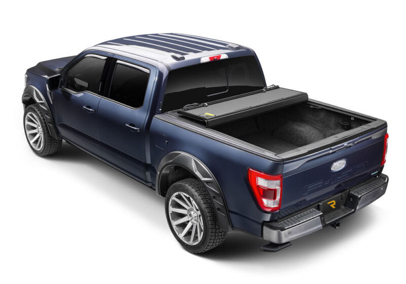 Extang Endure ALX Hard Folding Tonneau Cover For 2021-2023 Ford F-150 / 2022-2023 Ford F-150 Lightning 5.5 ft (5'7"/67.1") Bed