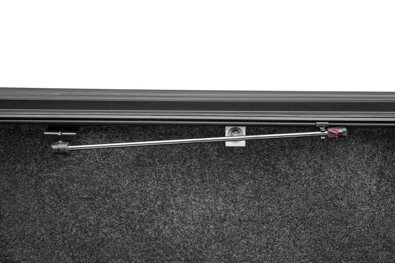 Extang Endure ALX Hard Folding Tonneau Cover For 2019-2023 Chevy Silverado 1500 / GMC Sierra 1500 5.5 ft (5'8"/69.9") Bed