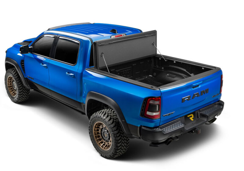 Extang Endure ALX Hard Folding Tonneau Cover For 2014-2019 Chevy Silverado 1500 / GMC Sierra 1500 5.5 ft (5'8"/69.9") Bed