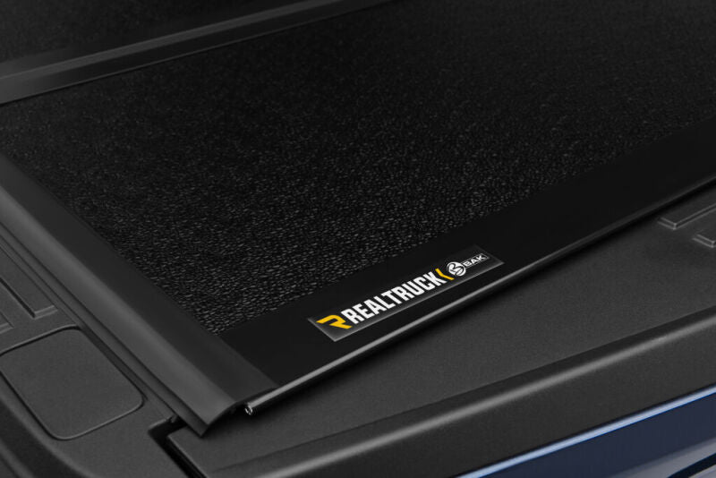 BAK BAKFlip FiberMax Hard Folding Tonneau Cover For 2015-2020 Ford F-150 5.5 ft (5'7"/67.1") Bed
