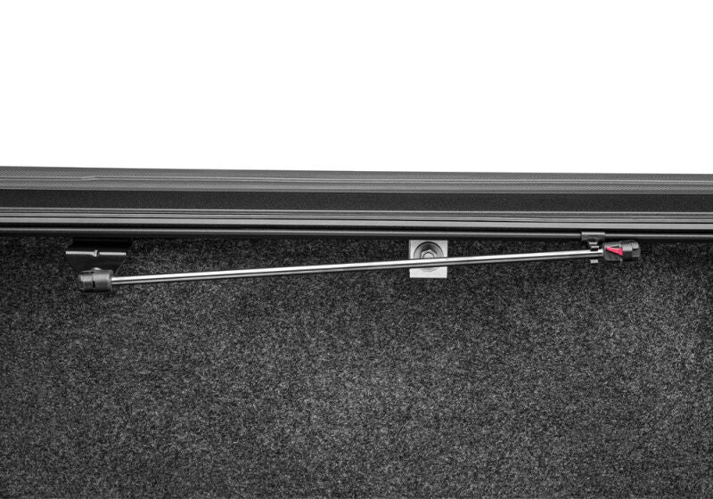 Extang Endure ALX Hard Folding Tonneau Cover For 2019-2023 Chevy Silverado 1500 / GMC Sierra 1500 5.5 ft (5'8"/69.9") Bed