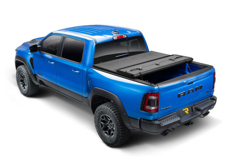 Extang Solid Fold ALX Hard Folding Tonneau Cover For 2019-2022 Ram 1500 5.5 ft (5'7"/67.4") Bed