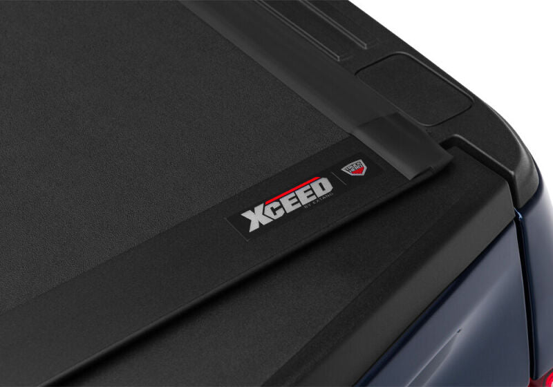 Extang Xceed Hard Folding Tonneau Cover For 2015-2019 Ford F-150 6.5 ft (6'7"/78.9") Bed