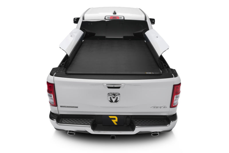 Extang Trifecta 2.0 Soft Folding Tonneau Cover For 2019 Ram 1500 (New Body Style, w/ RamBox) 5.5 ft (5'7"/67.4") Bed