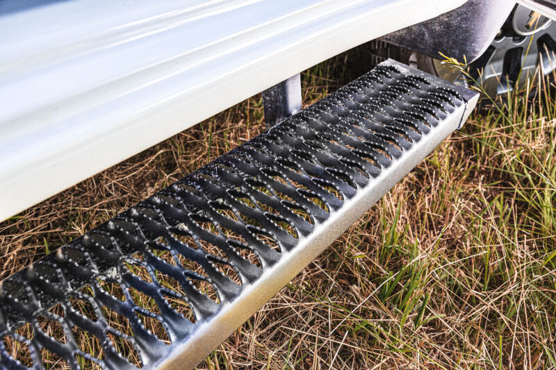N-Fab Growler Fleet Running Boards For 2019-2020 Chevy Silverado 1500 / GMC Sierra 1500 & 2020 2500/3500 Double Cab - Cab Length - Textured Black