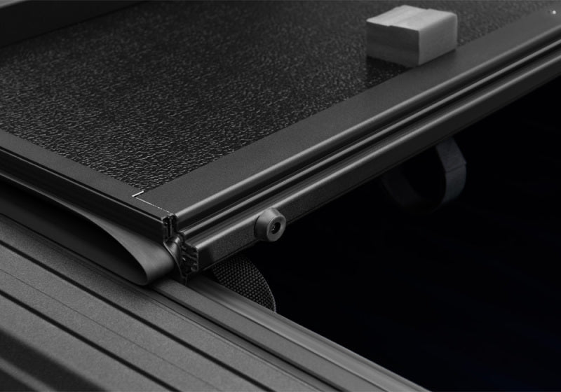 Extang Xceed Hard Folding Tonneau Cover For 2015-2019 Ford F-150 6.5 ft (6'7"/78.9") Bed