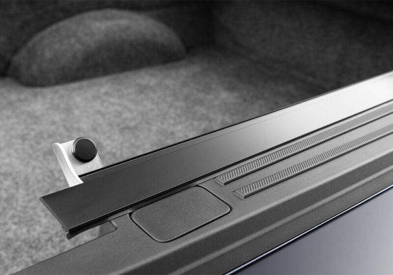 BAK Revolver X2 Hard Roll-Up Tonneau Cover For 2015-2020 Ford F-150 5.5 ft (5'7"/67.1") Bed