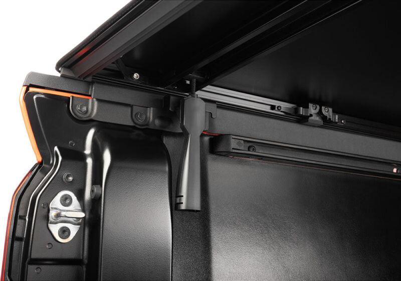 Extang Trifecta Signature 2.0 Soft Folding Tonneau Cover For 2024 Toyota Tacoma 6 ft (6'1"/73.7") Bed