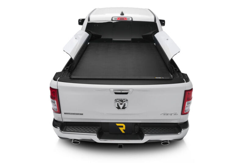 Extang Trifecta 2.0 Soft Folding Tonneau Cover For 2019 Ram 1500 (New Body Style, w/ RamBox) 5.5 ft (5'7"/67.4") Bed