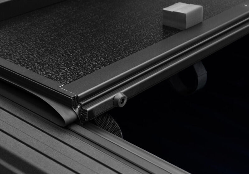 Extang Xceed Hard Folding Tonneau Cover For 2015-2019 Ford F-150 6.5 ft (6'7"/78.9") Bed