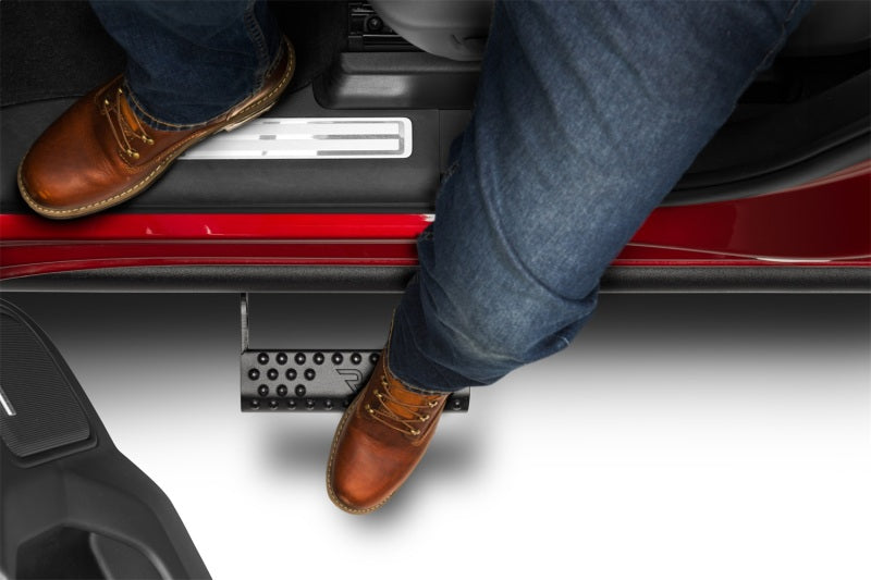 N-Fab RKR Step System 1.75in Rock Rails w/ Detachable Steps For 2019 Chevy Silverado 1500 / GMC Sierra 1500 Crew Cab - Cab Length - Textured Black