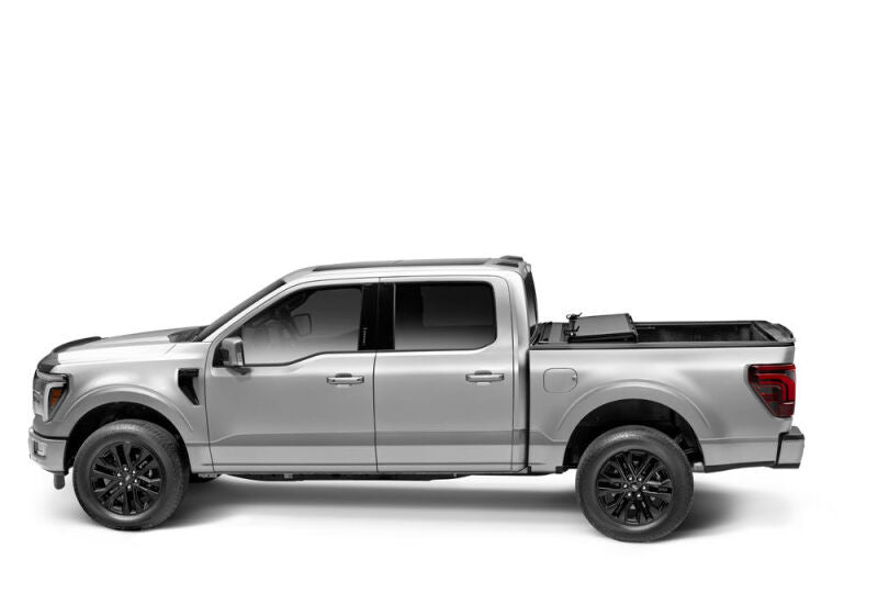 BAK BAKFlip MX4 Hard Folding Tonneau Cover For 2015-2020 Ford F-150 6.5 ft (6'7"/78.9") Bed